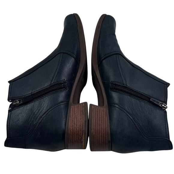 Dansko Liberty Buttery Soft Laser Cut Leather Ankle Boots Women's Size 40/9.5-10 - Picture 6 of 9